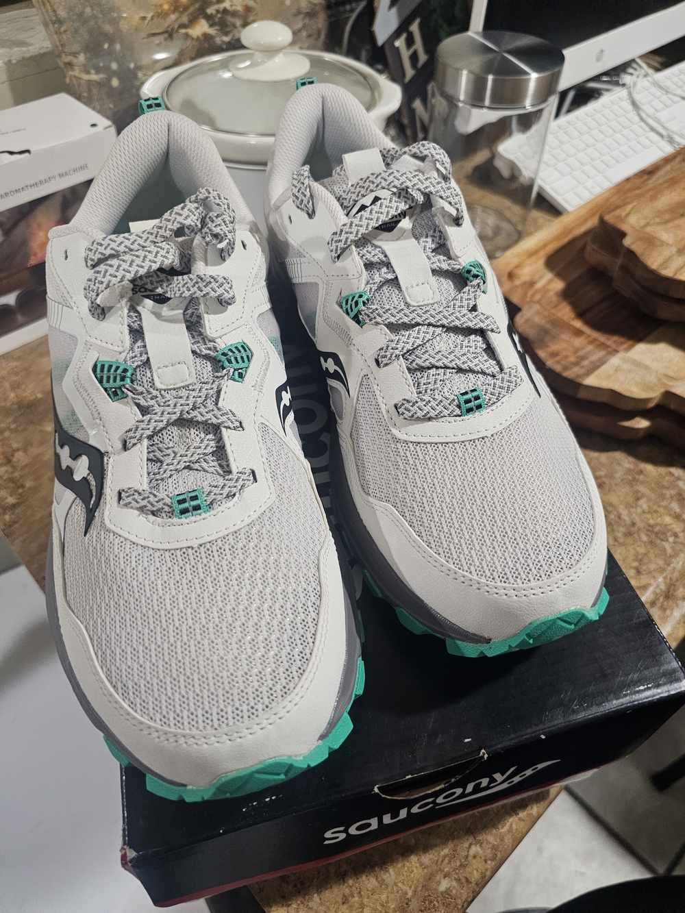 Saucony Women's Gray & Teal Trail Running Shoes